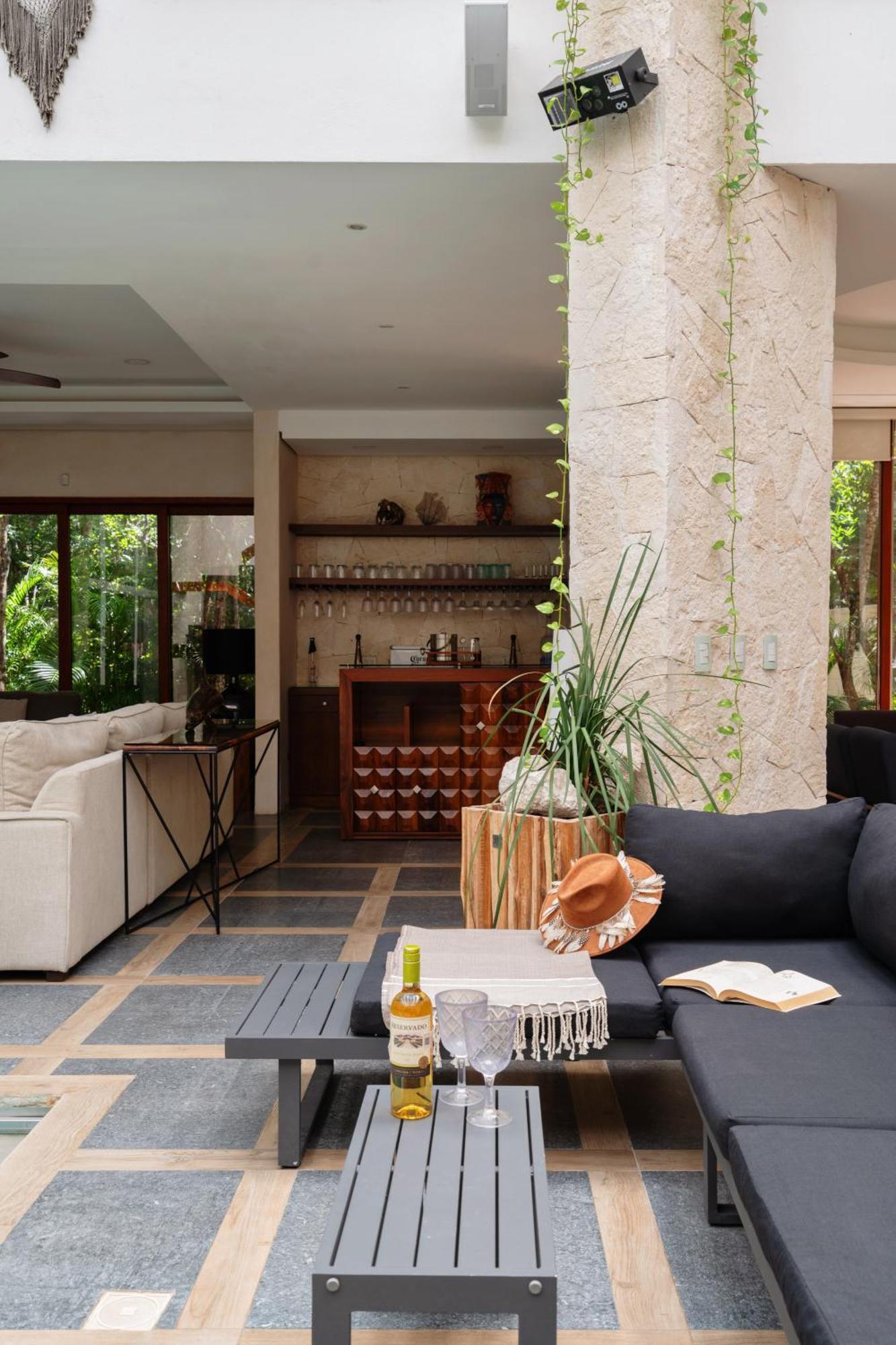 Villa Tikal *