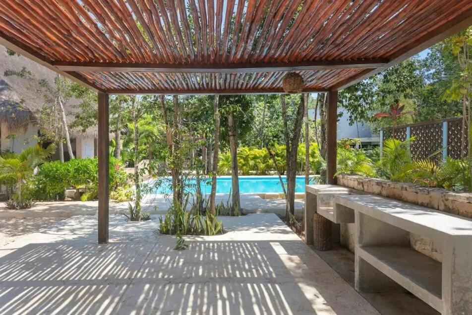 Сasa de vacaciones 4br Jungle With Jacuzzi In Private Gated Community