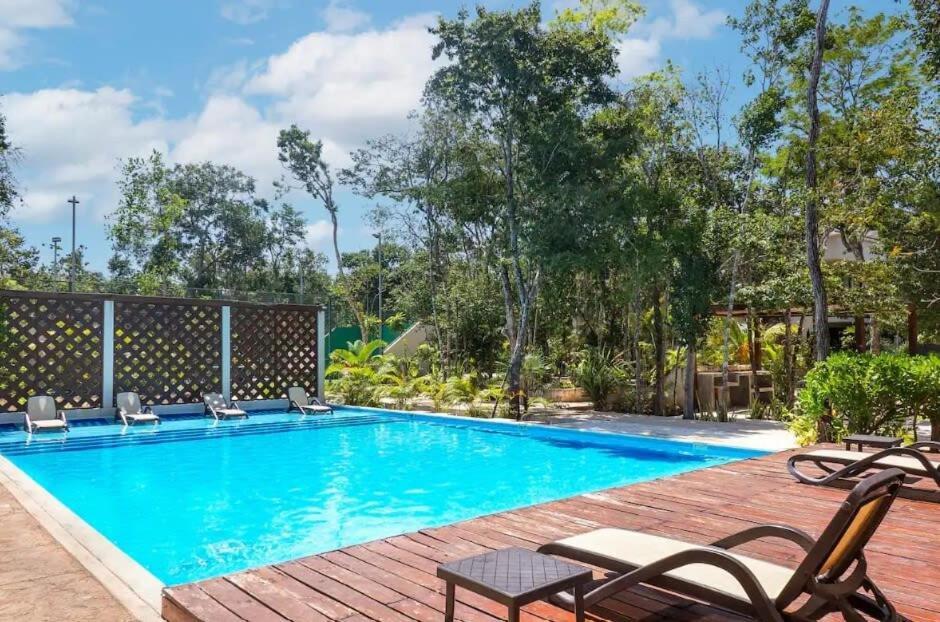 4br Jungle With Jacuzzi In Private Gated Community