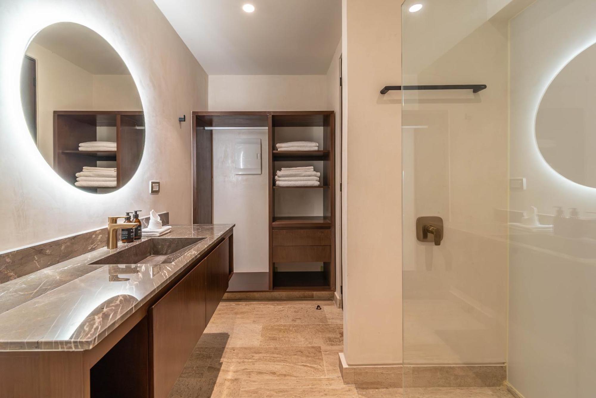 Сasa de vacaciones 2br Plunge Pool, Rooftop Pool, Gym, Kids Playroom *