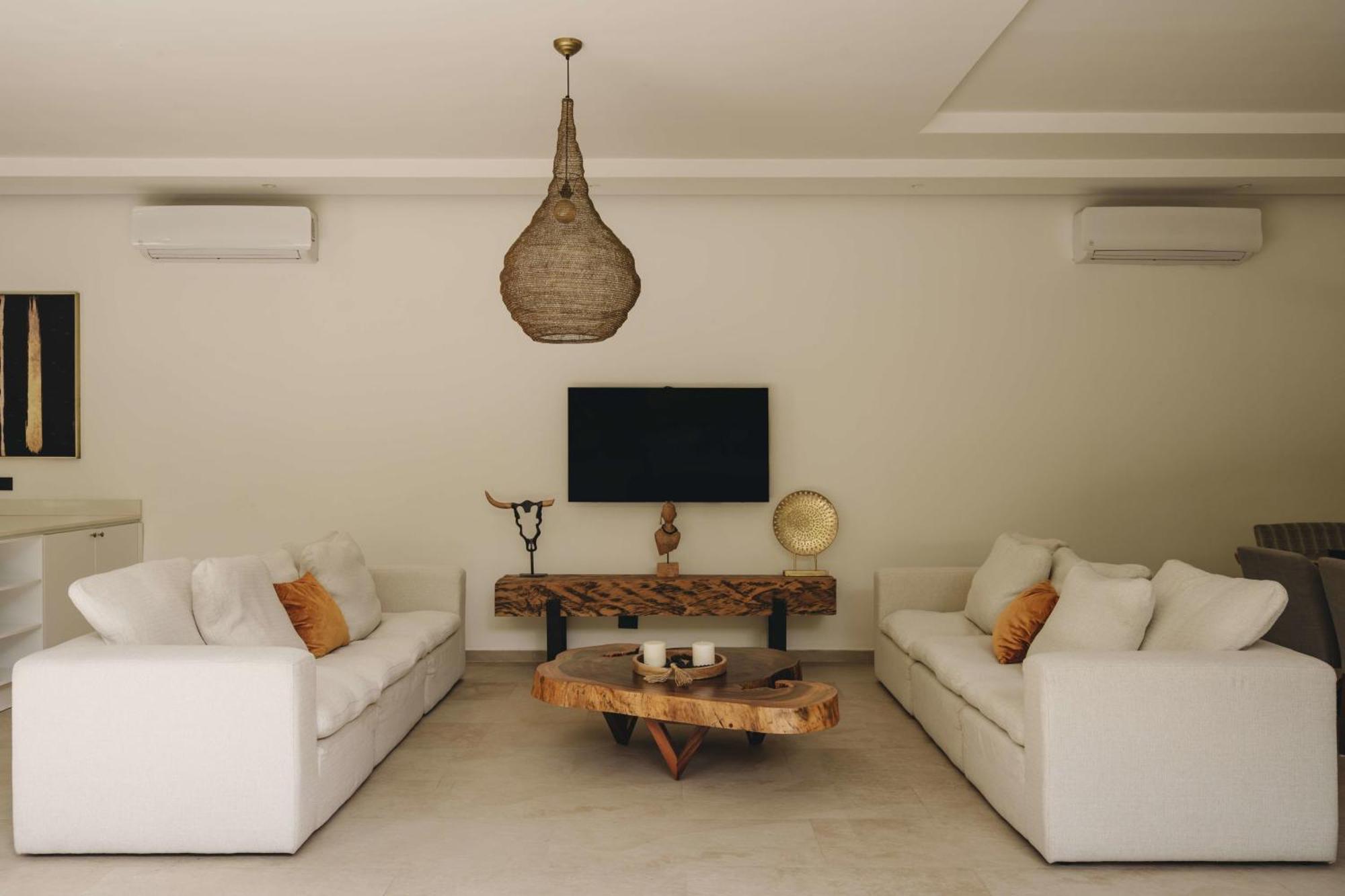 Spacious 8br Double Villa, Gated, Double Patio & Pool Сasa de vacaciones Tulum
