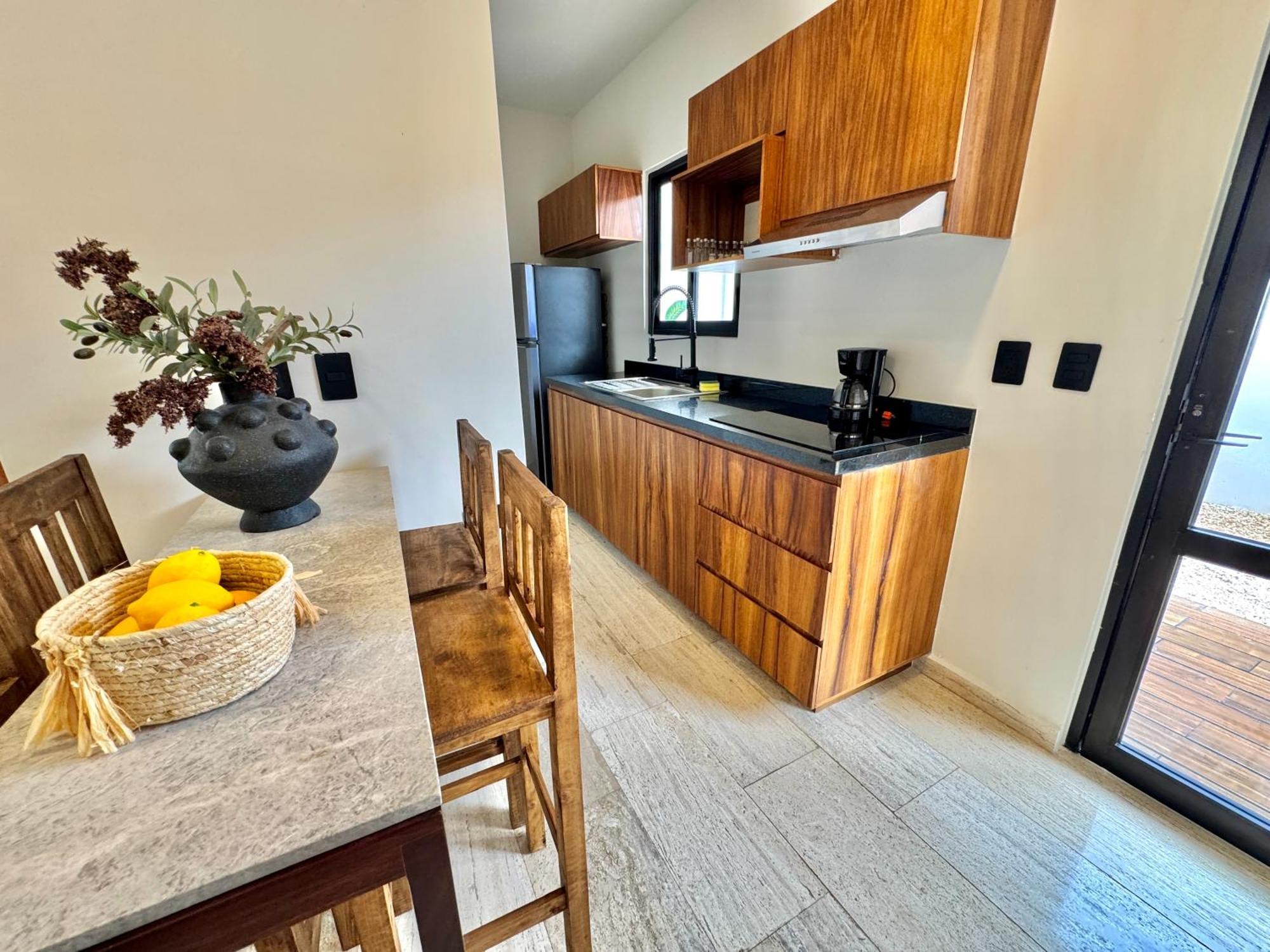 Chic 2br Condo, Private Jacuzzi And 2 Free Bikes Apartamento