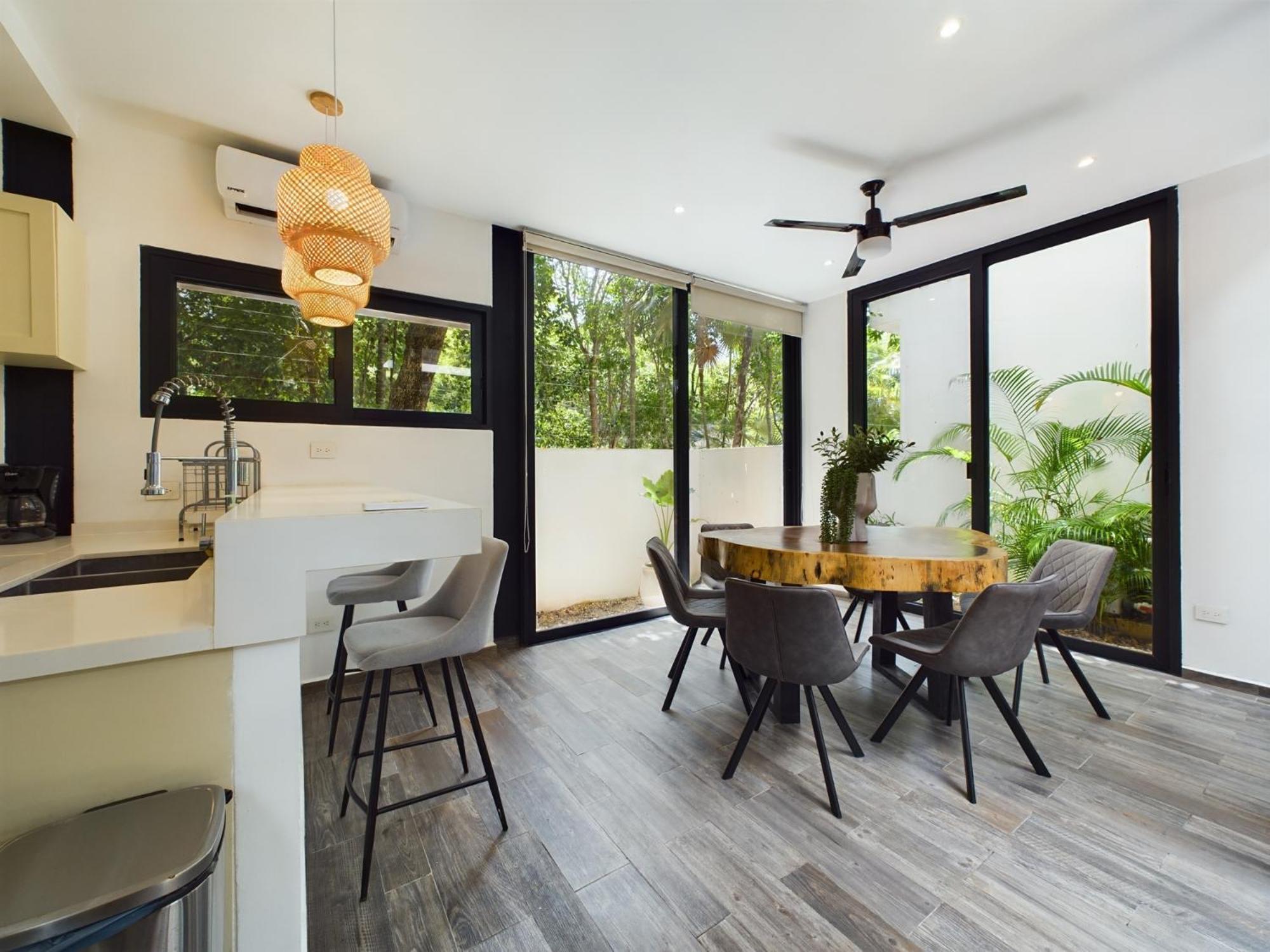 Casa Xaman Th 5 *