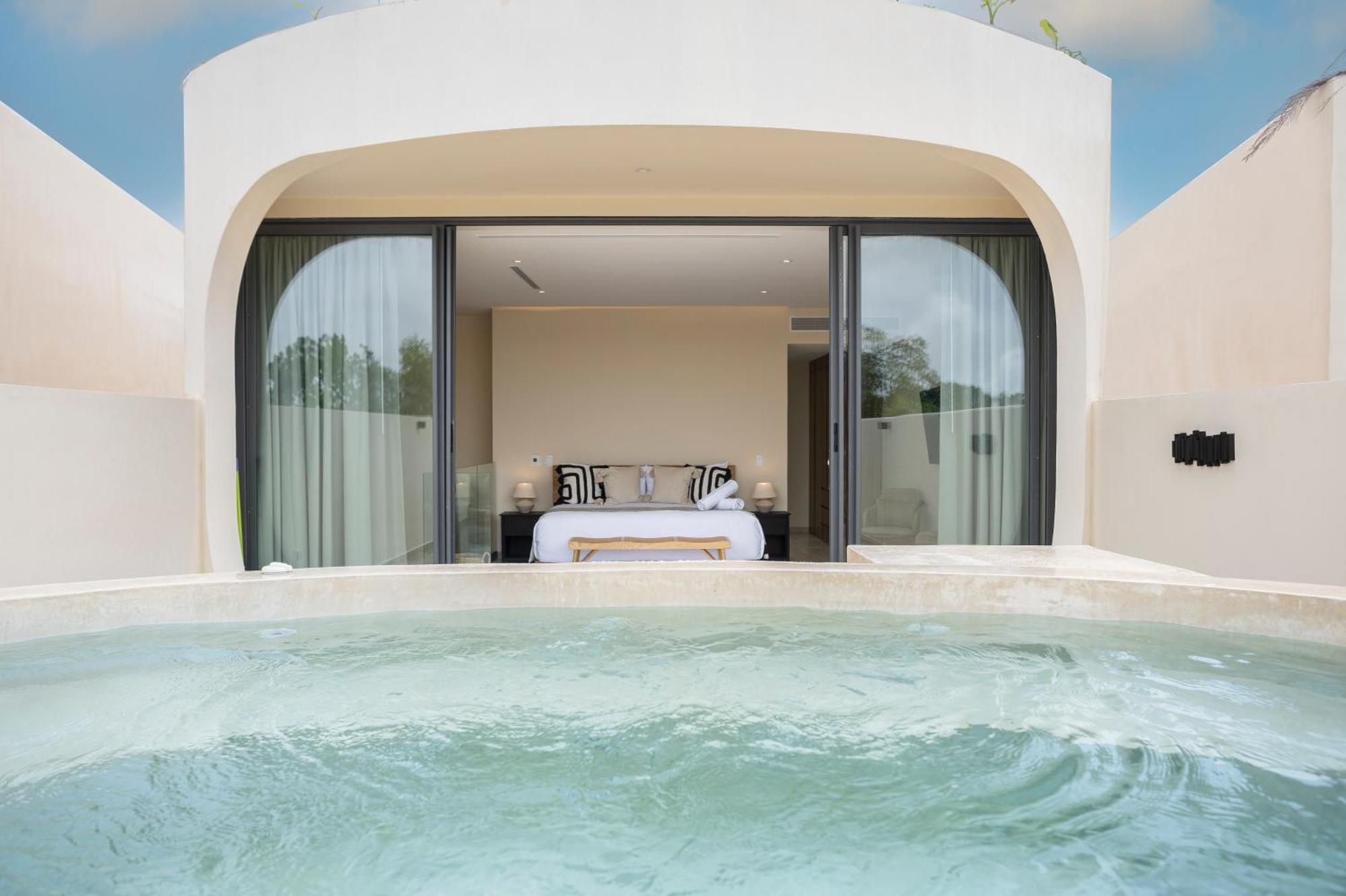 Mistiq Villa
