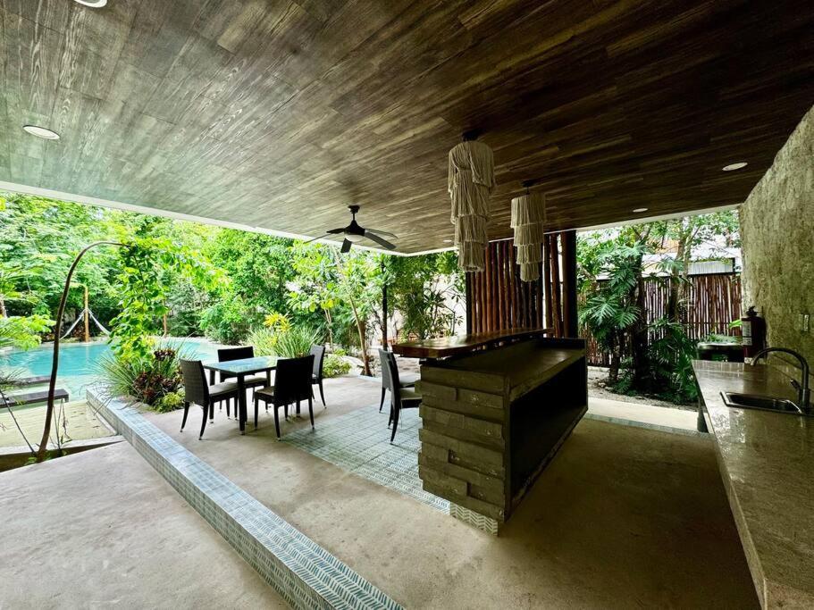 Apartamento 2 Bedroom In The Heart Of La Veleta!