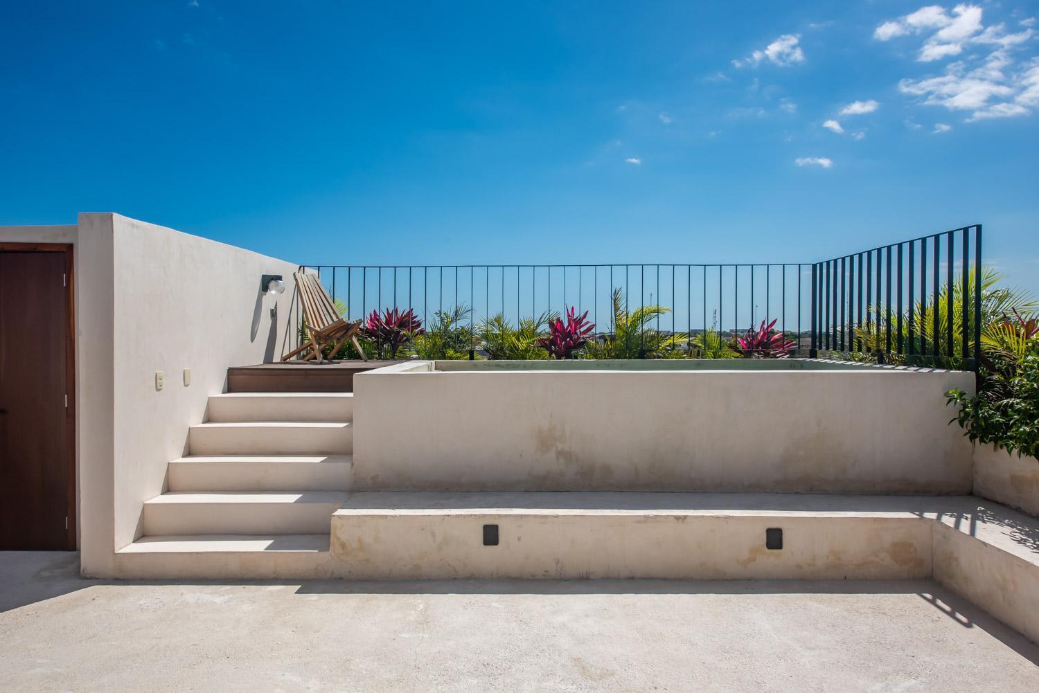 Bright & Centric With Rooftop Pool In Downtown *
