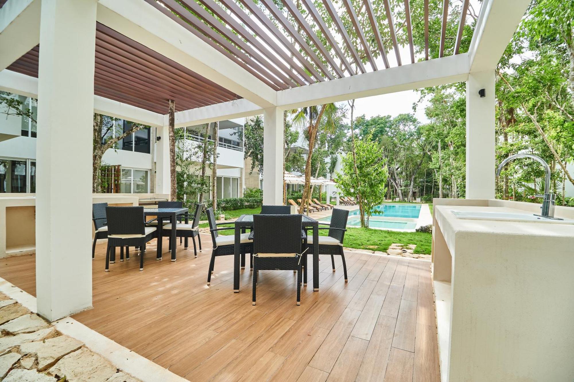 Premium With Pools, Gym, Yoga Deck & Bbq Grill In Gated Apartamento Tulum