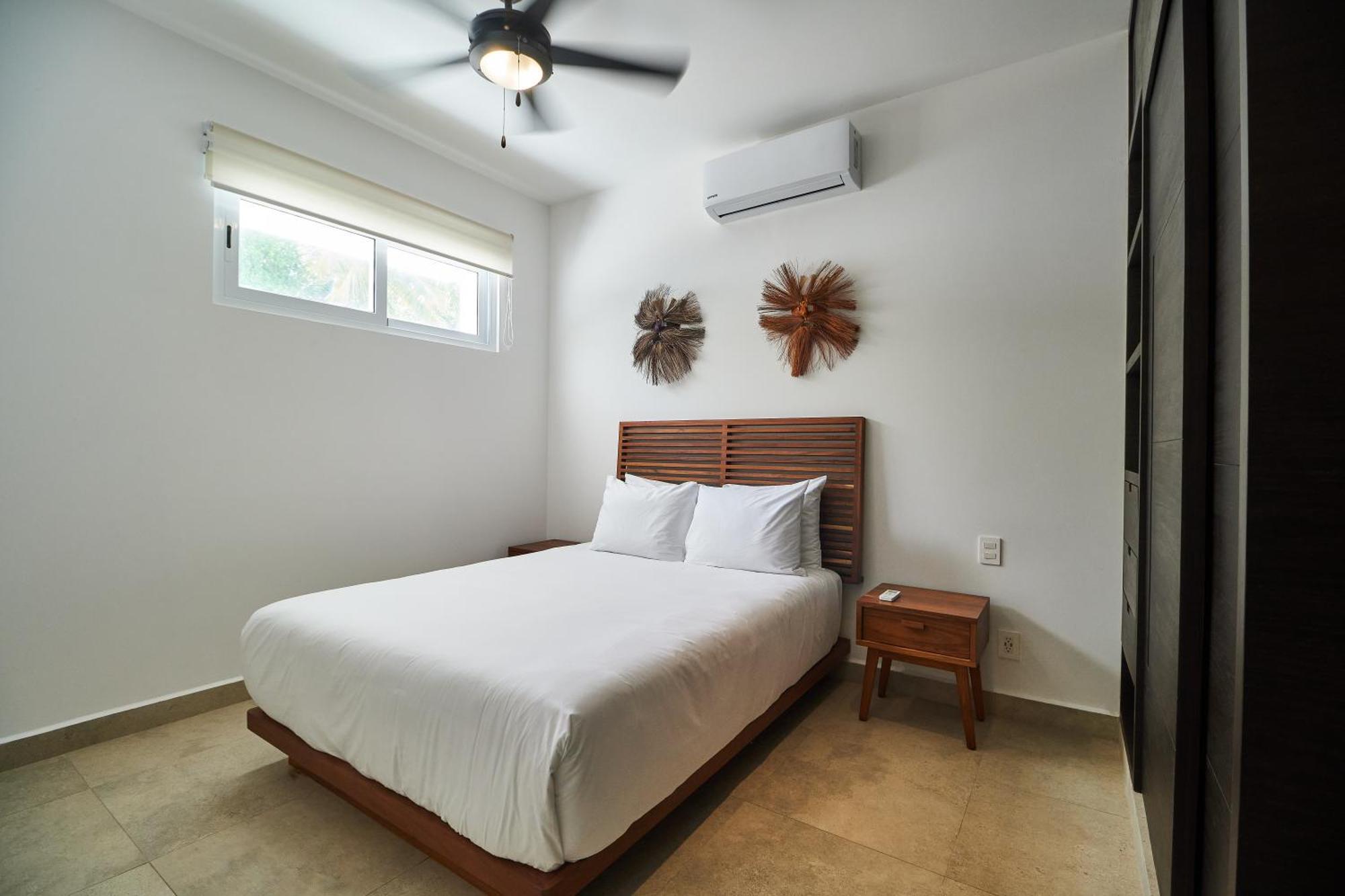 Premium With Pools, Gym, Yoga Deck & Bbq Grill In Gated *