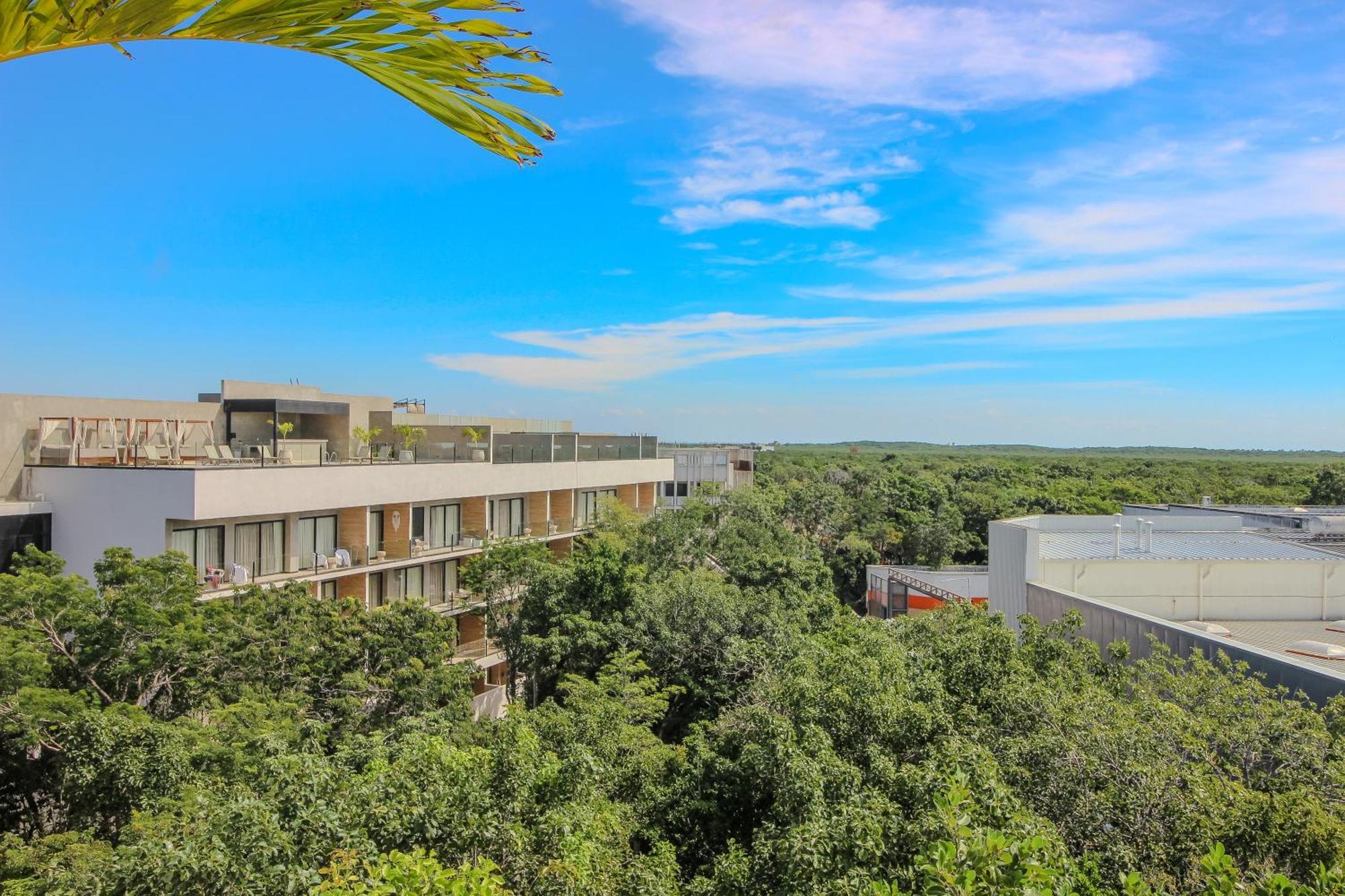 Luxury With Rooftop Pool In Location Apartamento *