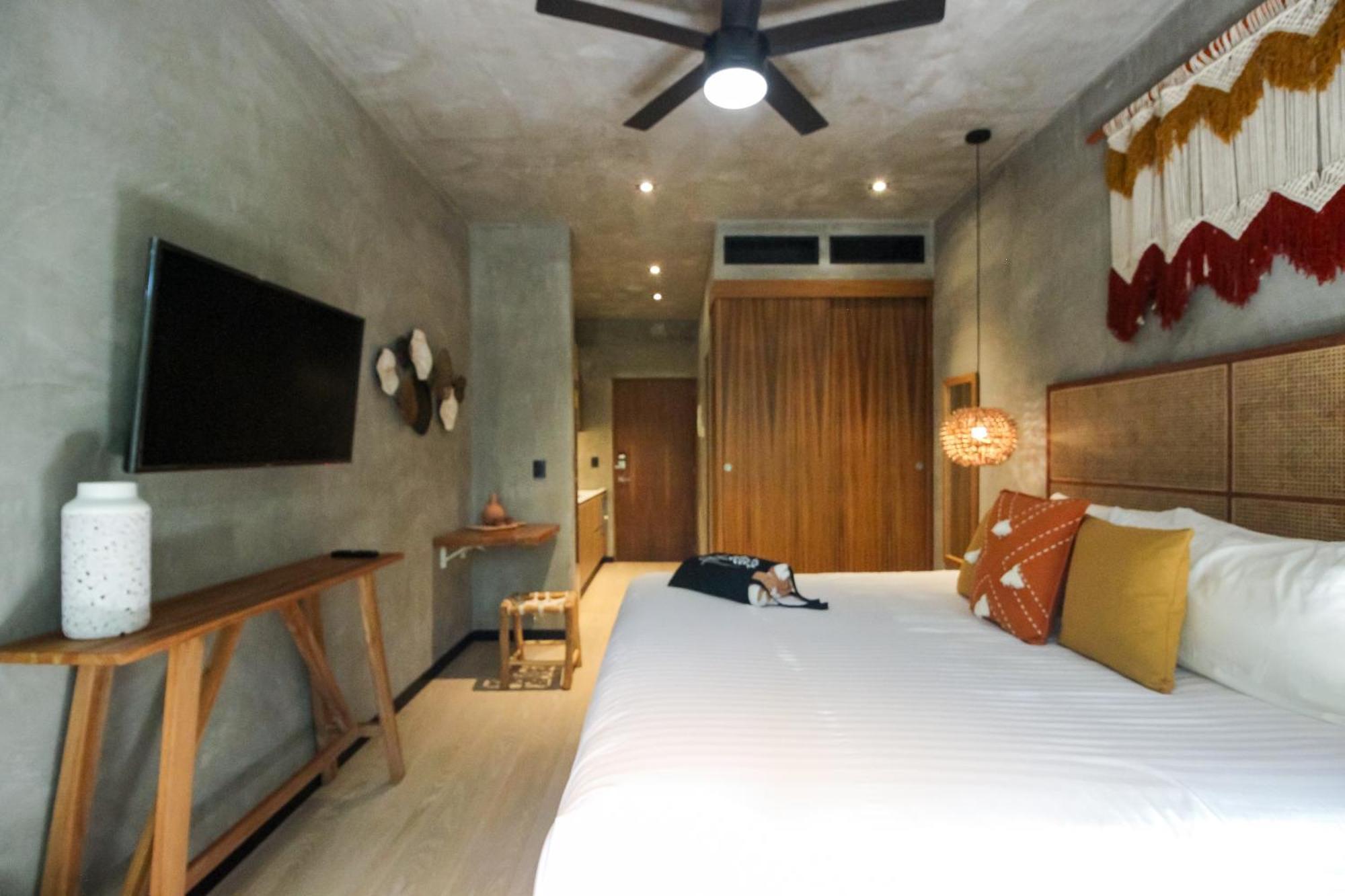 Luxury With Rooftop Pool In Location Apartamento Tulum
