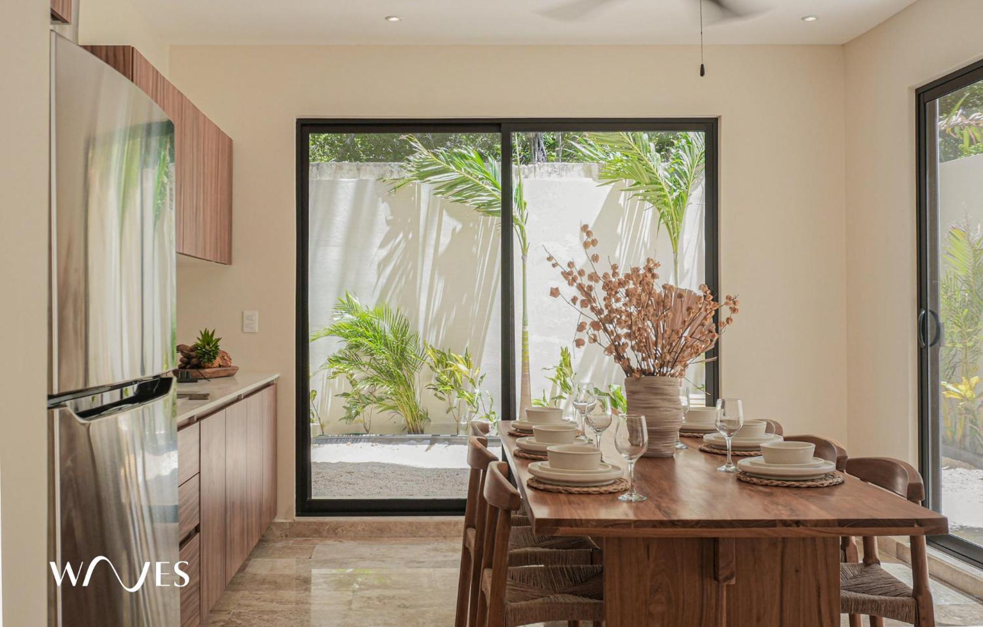 Exclusive Spacious 2 Br. Apt. Wprivate Pool Sonos Audio Speakers Apartment *
