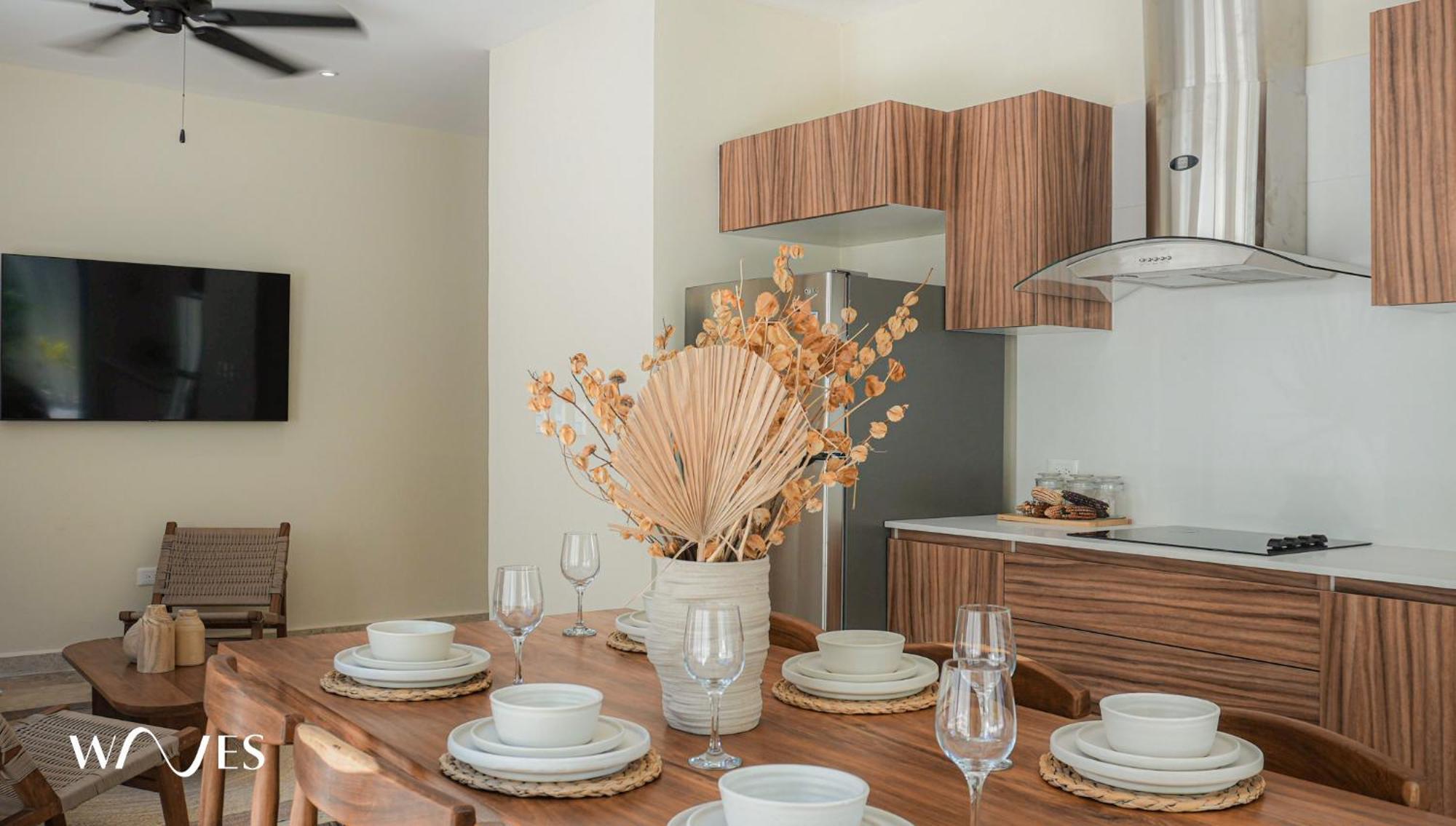 Exclusive Spacious 2 Br. Apt. Wprivate Pool Sonos Audio Speakers Apartment