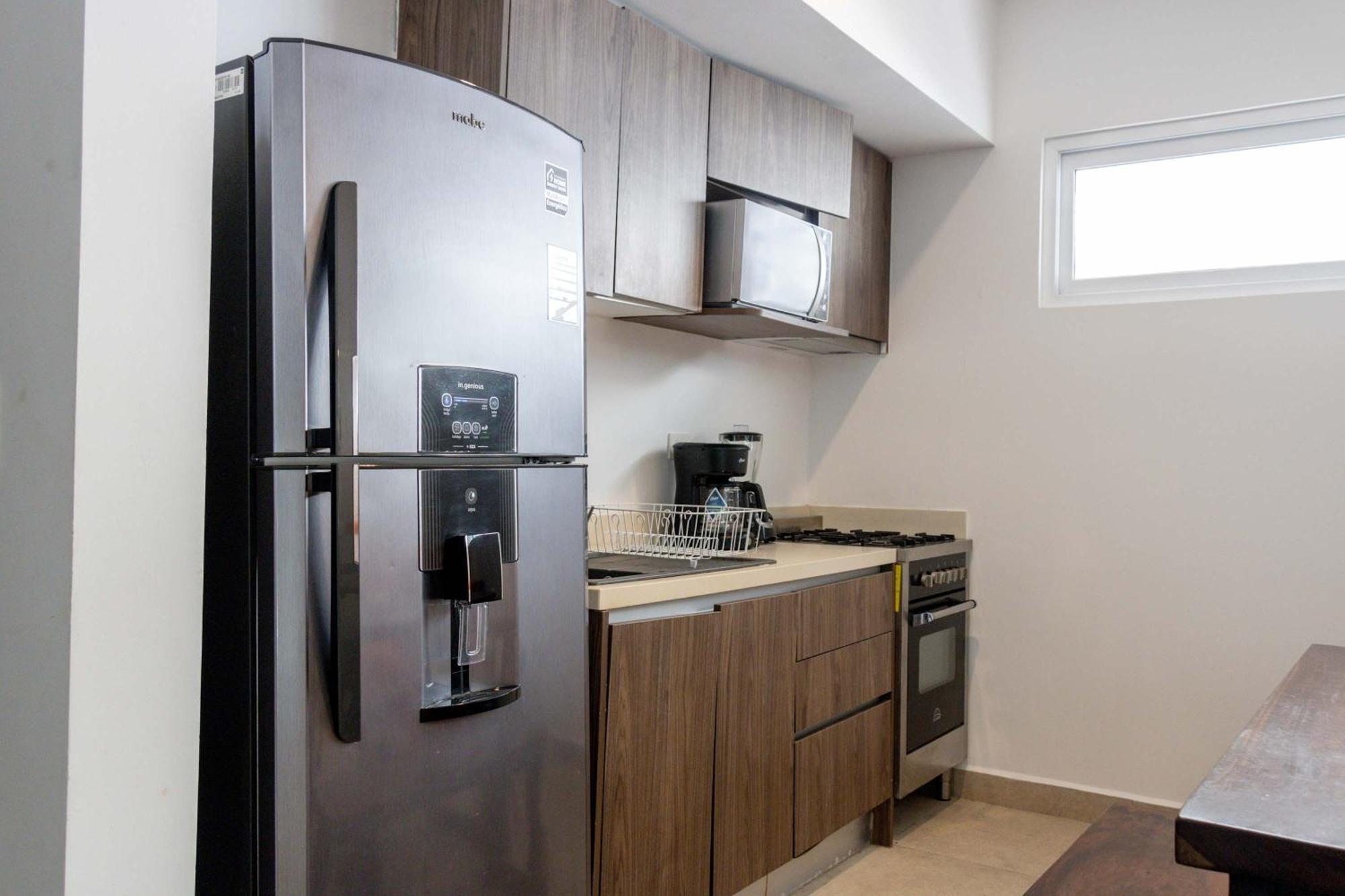 Apartment Modern With 2 Bdr Gym & Pool *