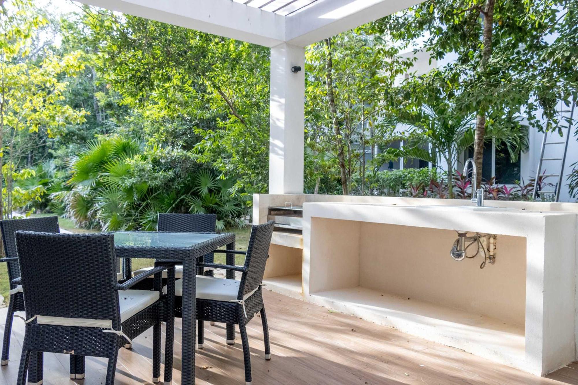 Apartment Modern With 2 Bdr Gym & Pool *