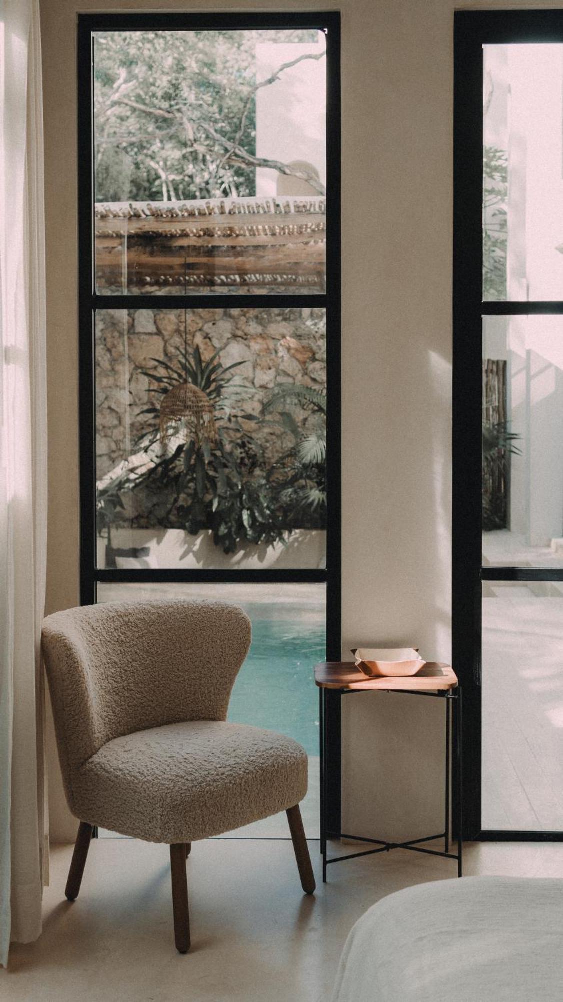 Architects Dream Stylish 4-bedroom