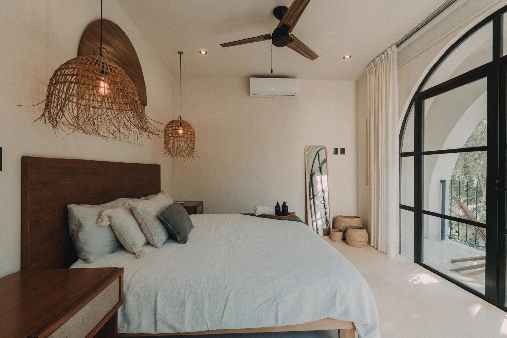 Architects Dream Stylish 4-bedroom Villa