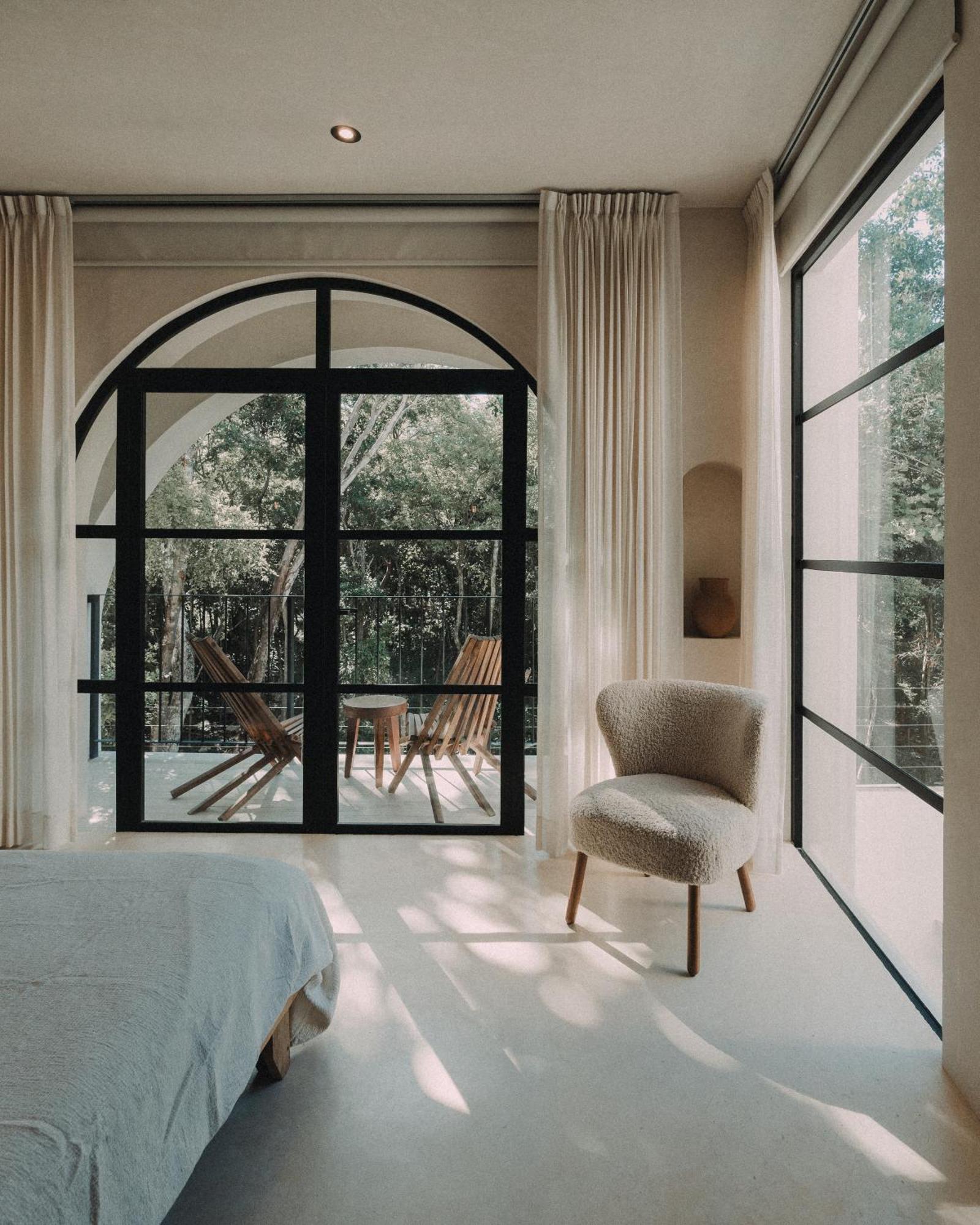 Architects Dream Stylish 4-bedroom