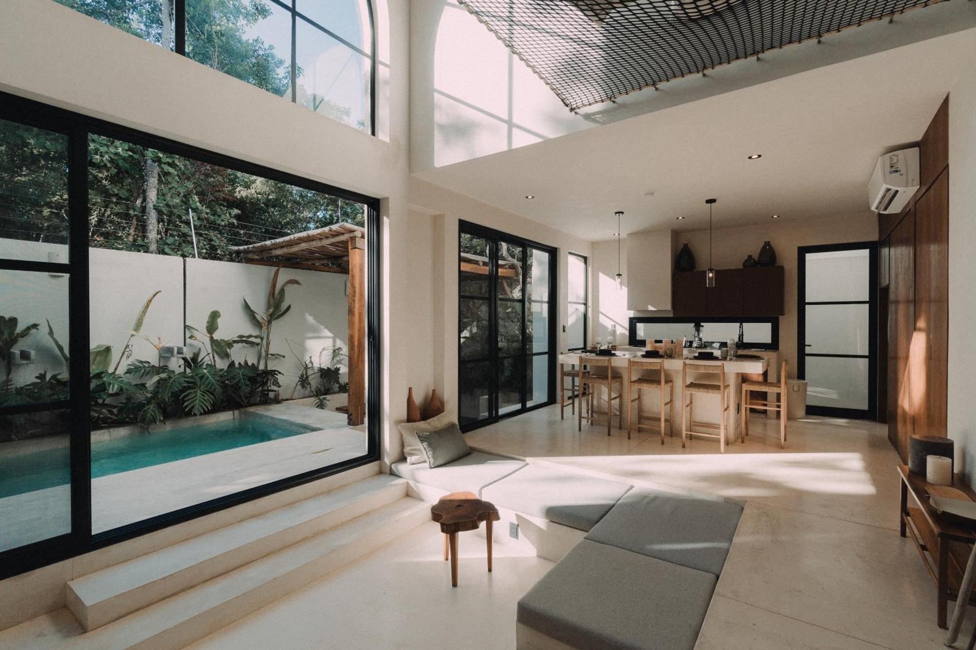 Architects Dream Stylish 4-bedroom Villa *