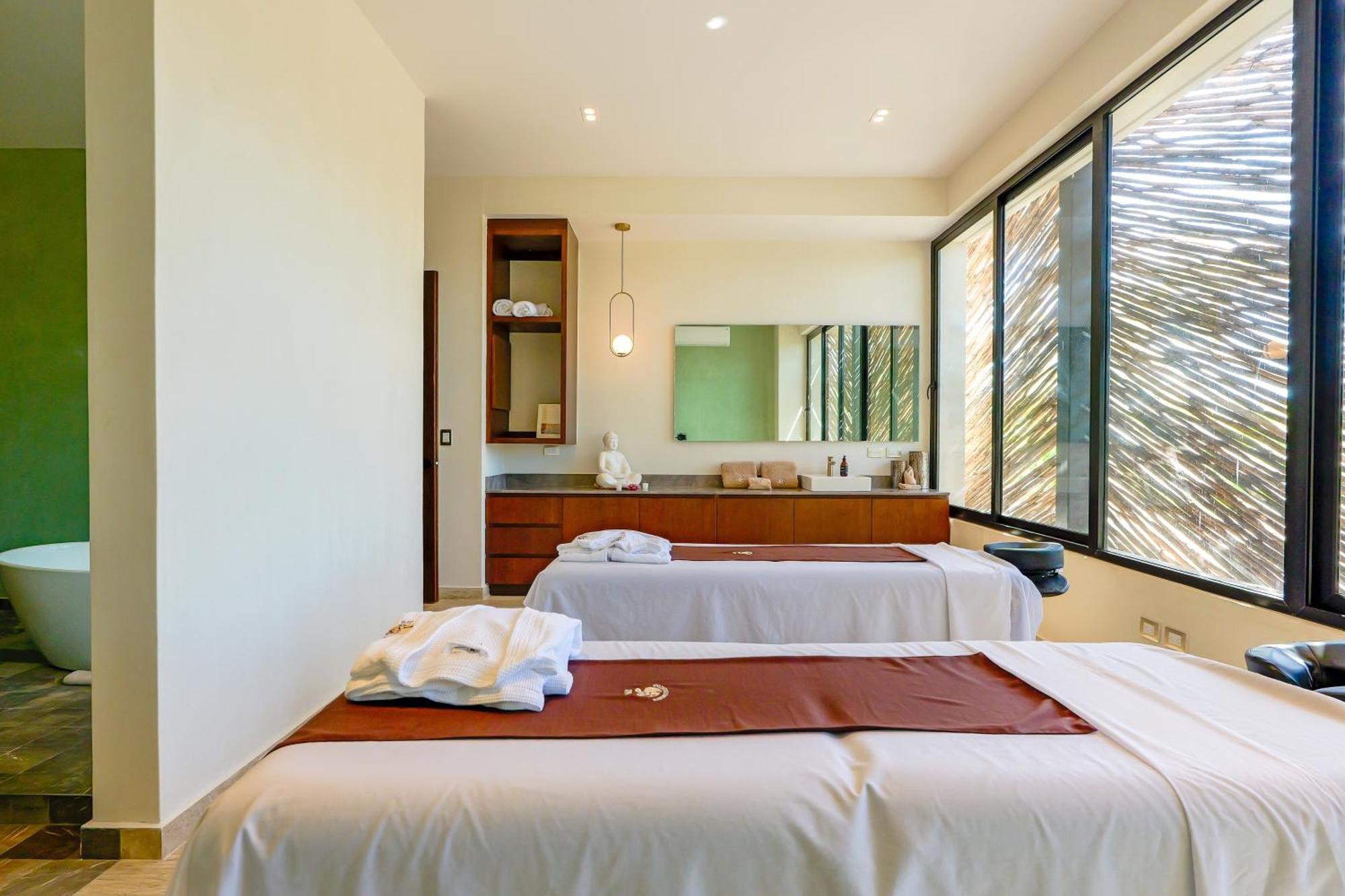 Sapphire Nest Holiday home