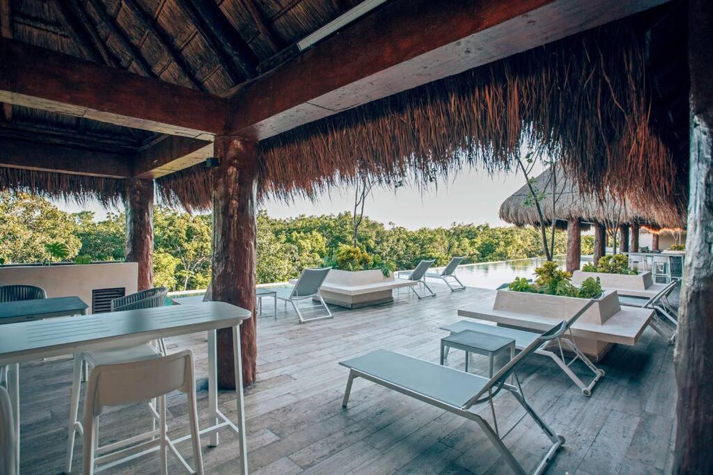 Apartment Jungle View 1 Br. Apt. With Great Infinity Pool *