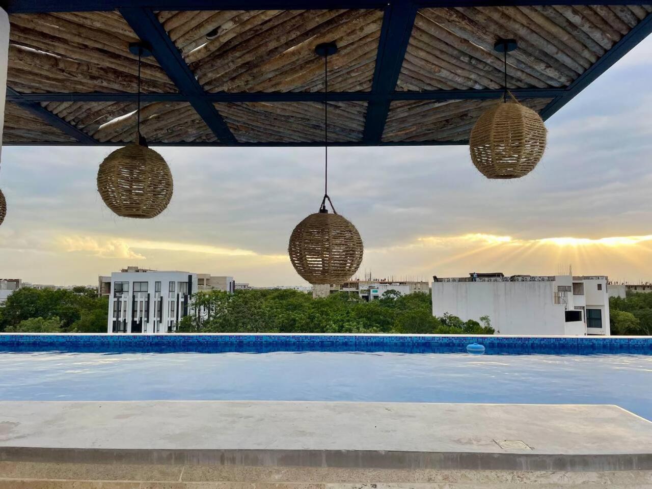 Сasa de vacaciones King With Rooftop Pool And Gym *