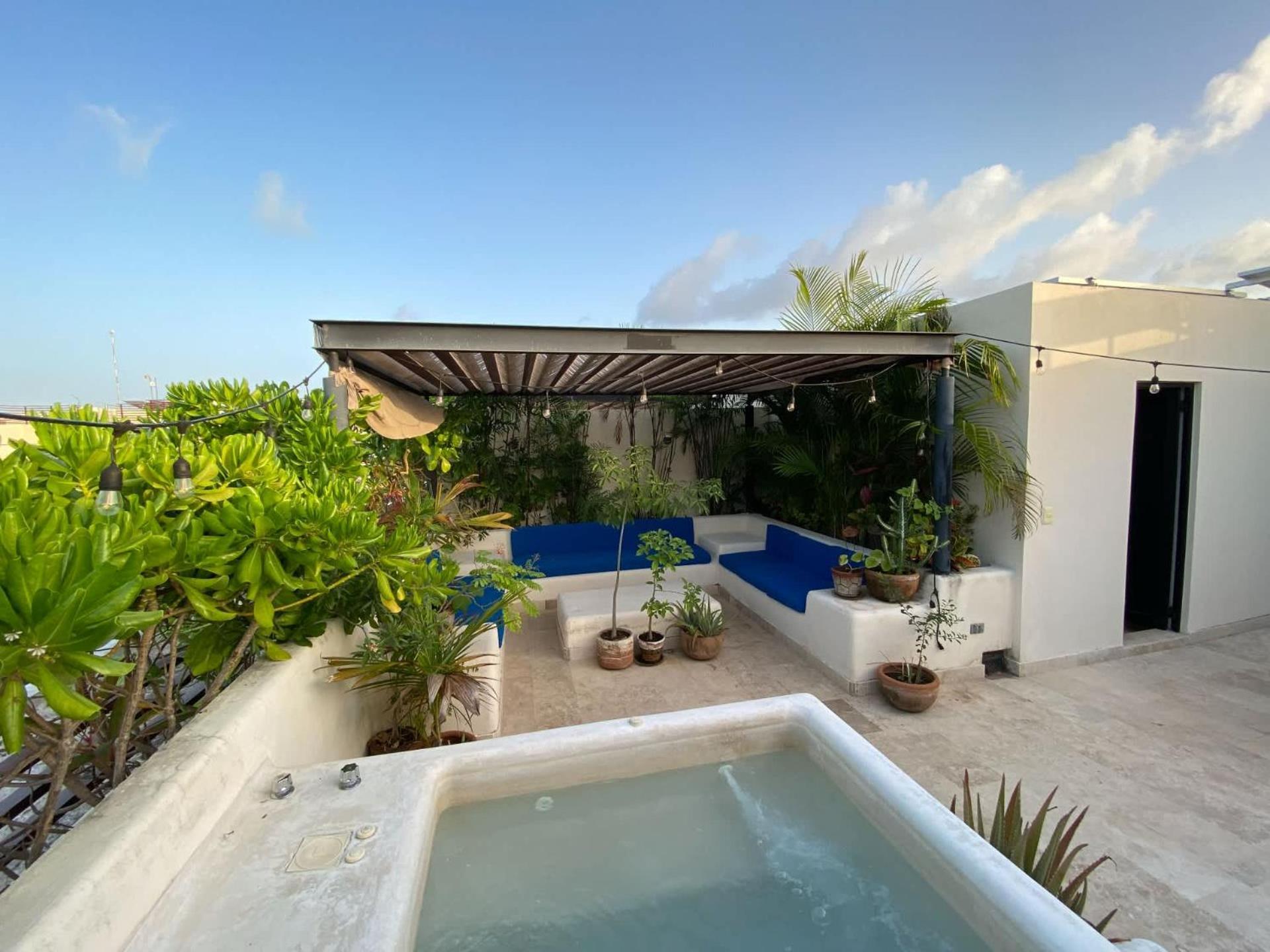Tropical Haven - Luxury With Private Rooftop Pool And Amazing Pool View Apartamento