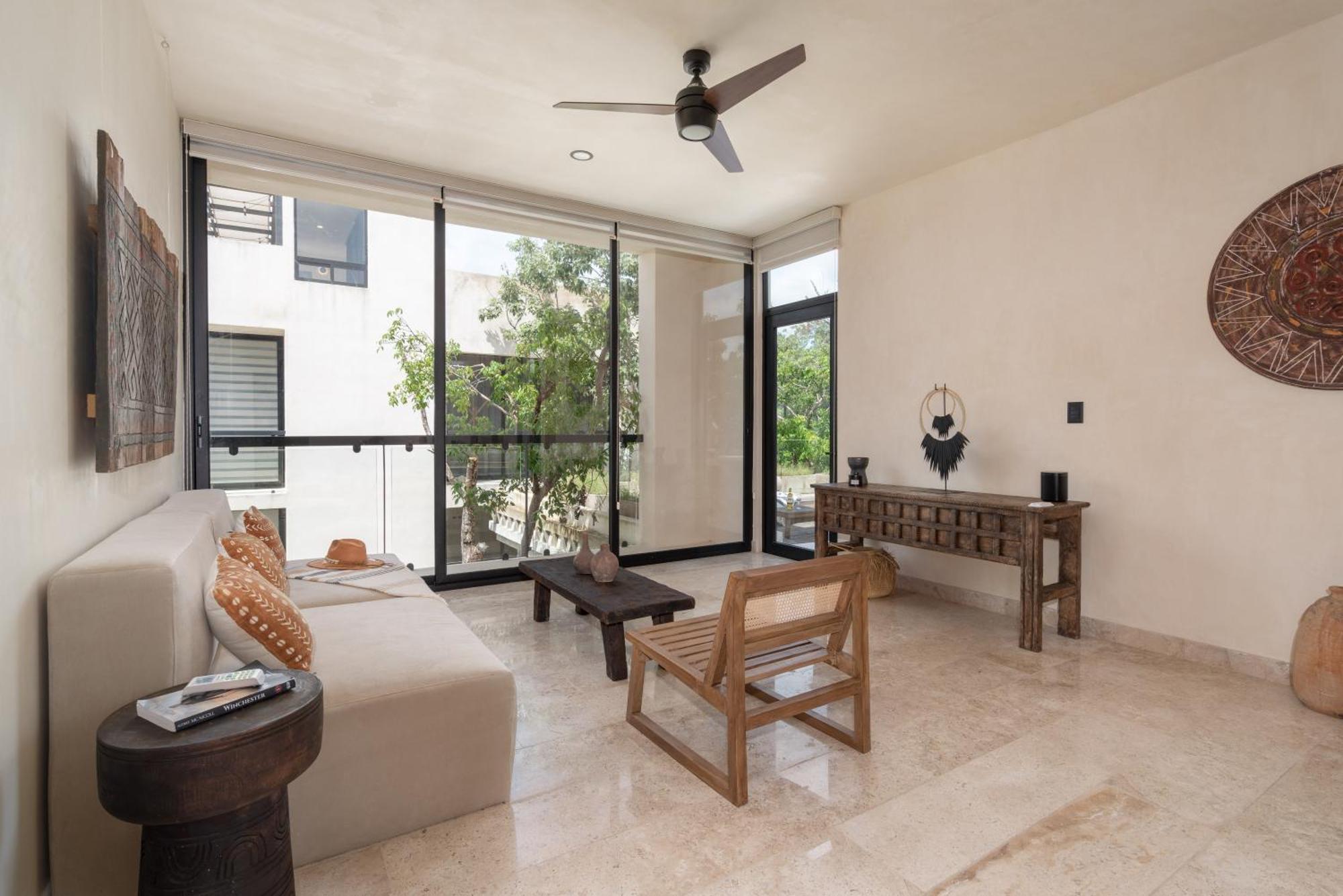 Apartment Escape Private Pool, Terrace & Boho Vibes *