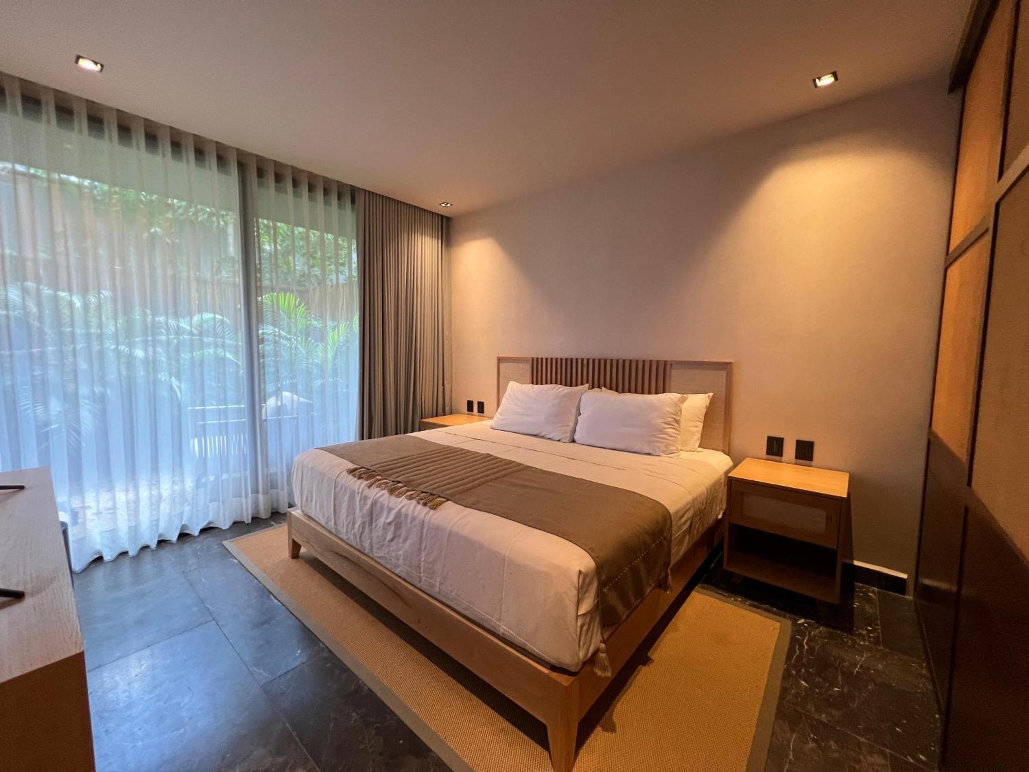 Lovely 2bedroom Serviced + Pool & Garden