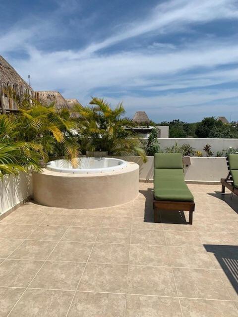 Spacious Penthouse With Private Rooftop & Jacuzzi Apartamento
