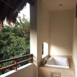 Spacious Penthouse With Private Rooftop & Jacuzzi Tulum
