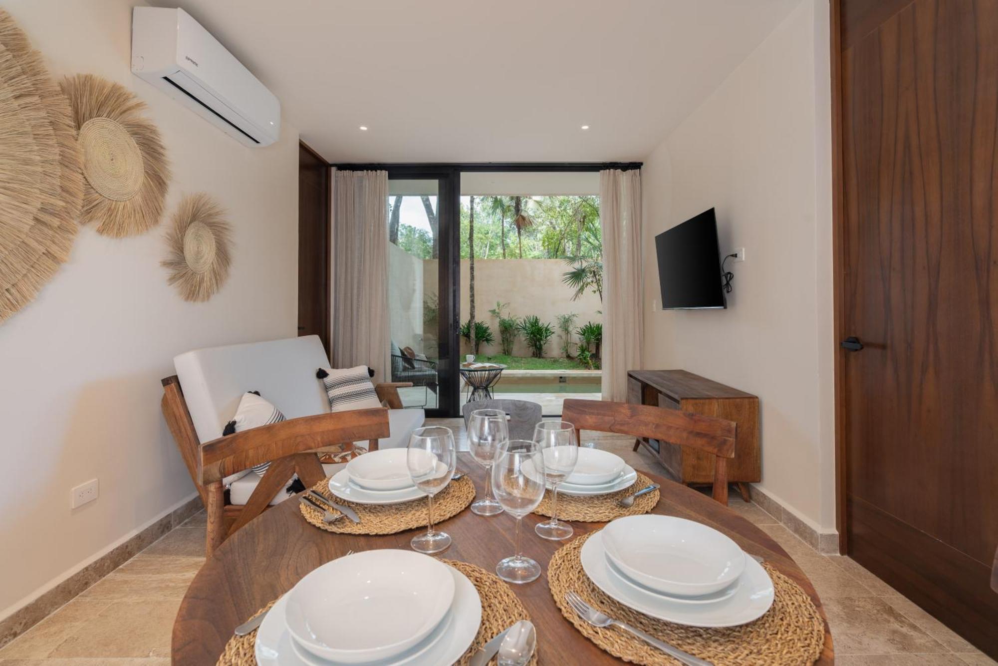 Escape To Nature, Pool, Jacuzzi, Gym & Yoga Space * Tulum