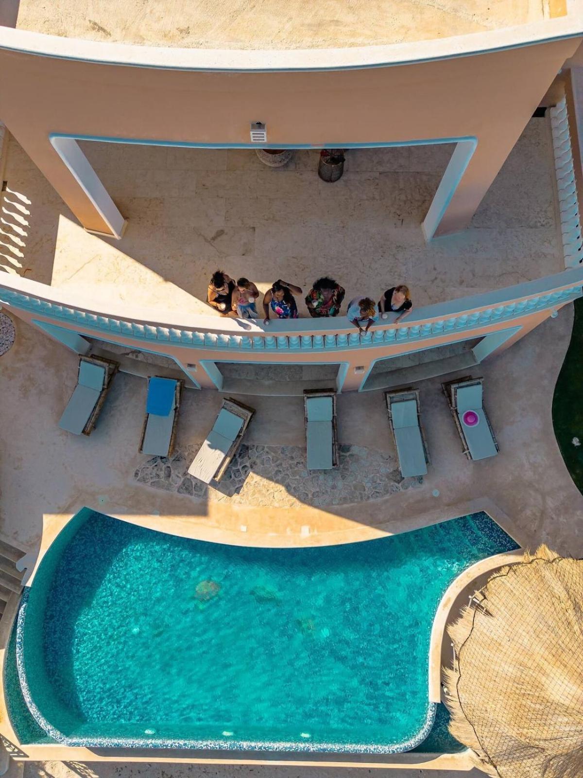 Hacienda Tankah Stunning Private With 7 Bedrooms 8 Beds Pool And Personal Cook Luxury Exclusivity And Comfort For Groups And Families Of Up To 14 Guests In A Paradise By The Sea *