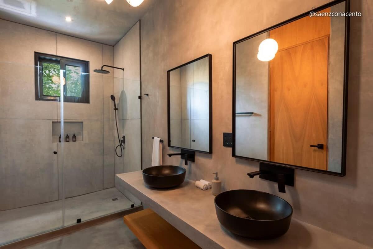 Сasa de vacaciones Brutalist 7br Masterpiece Design, Luxury Pool Tulum