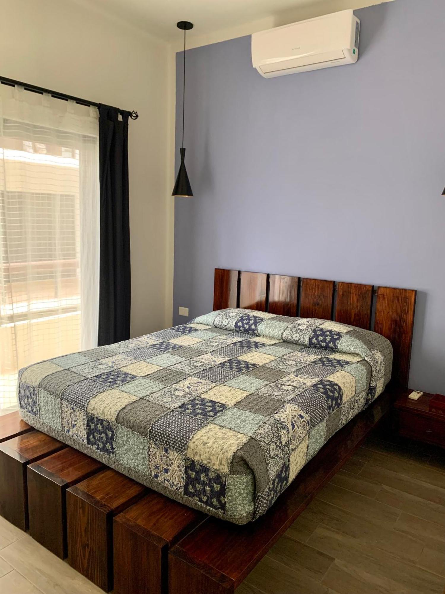 Tua Large And Comfortable With Swimming Pool Apartamento