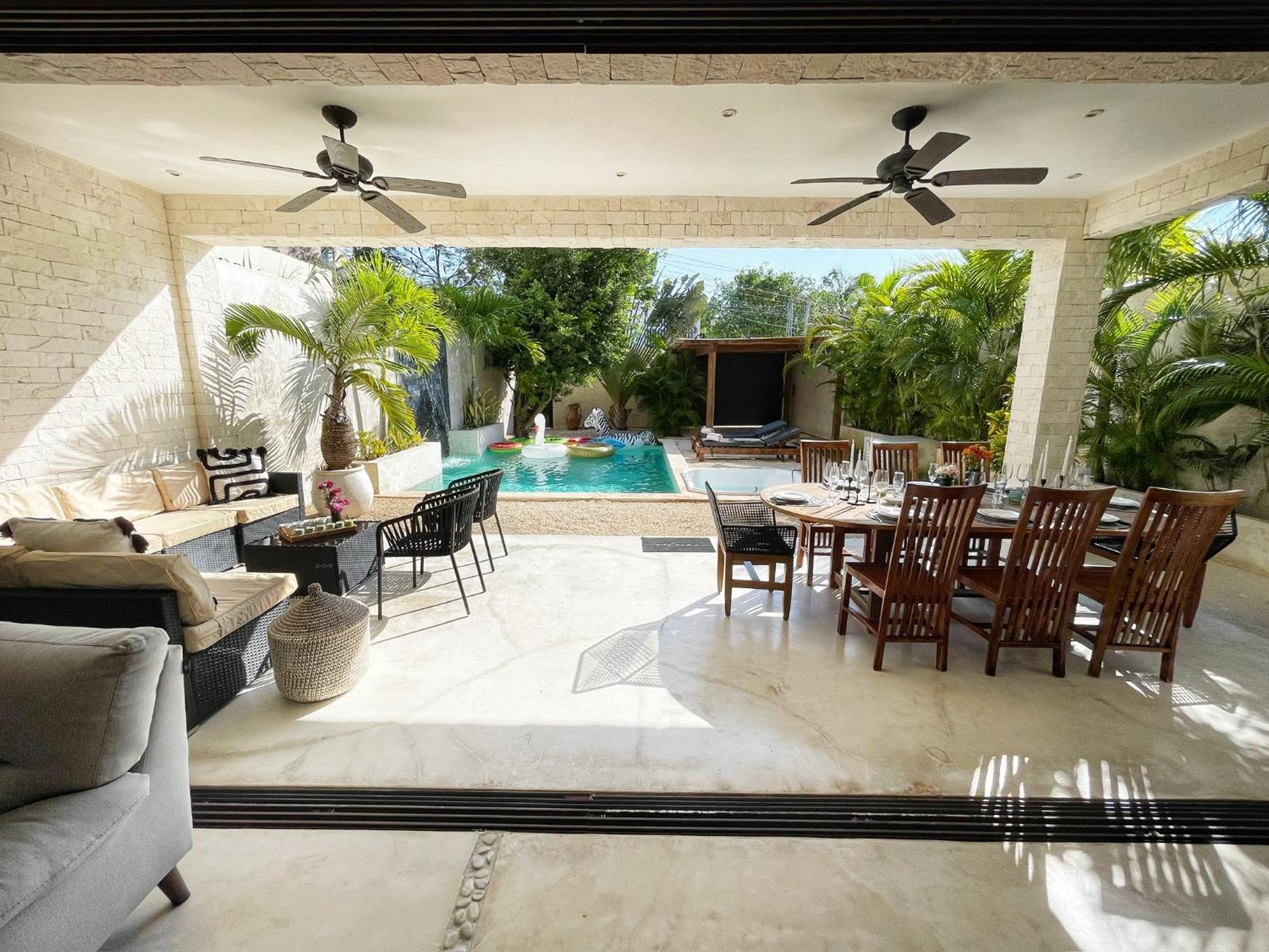 Villa Luxury House Tomanoa - 10pers - 4rooms - Pool - Hotjacuzzi - Speed Wifi -waterfall *