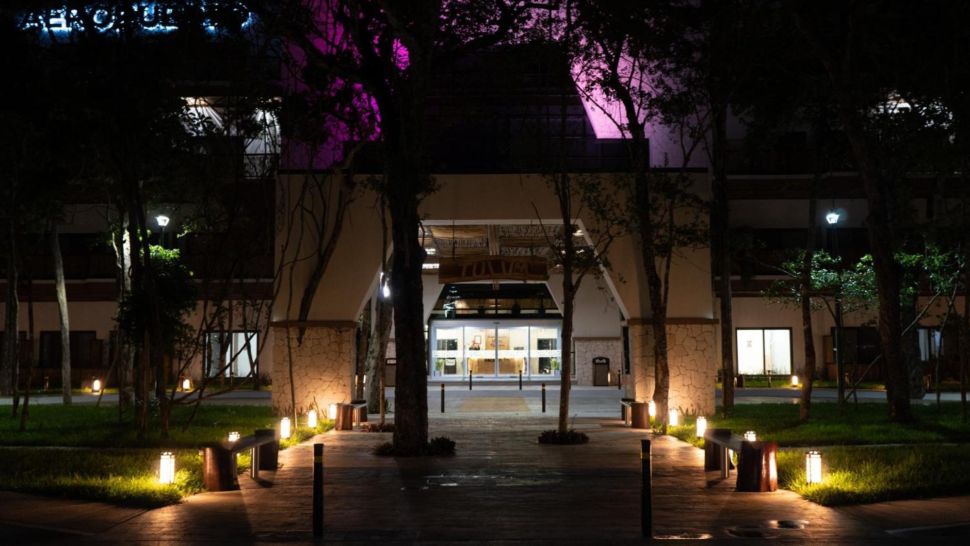 Hotel Gafsacomm Tulum Aeropuerto Hotel 5*