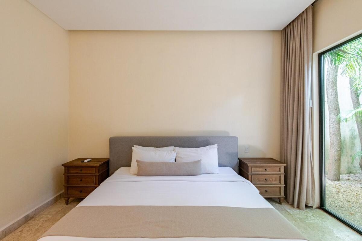 Enjoy Nature At With 100 Year Old Tree, Private Pool & Concierge Service Villa