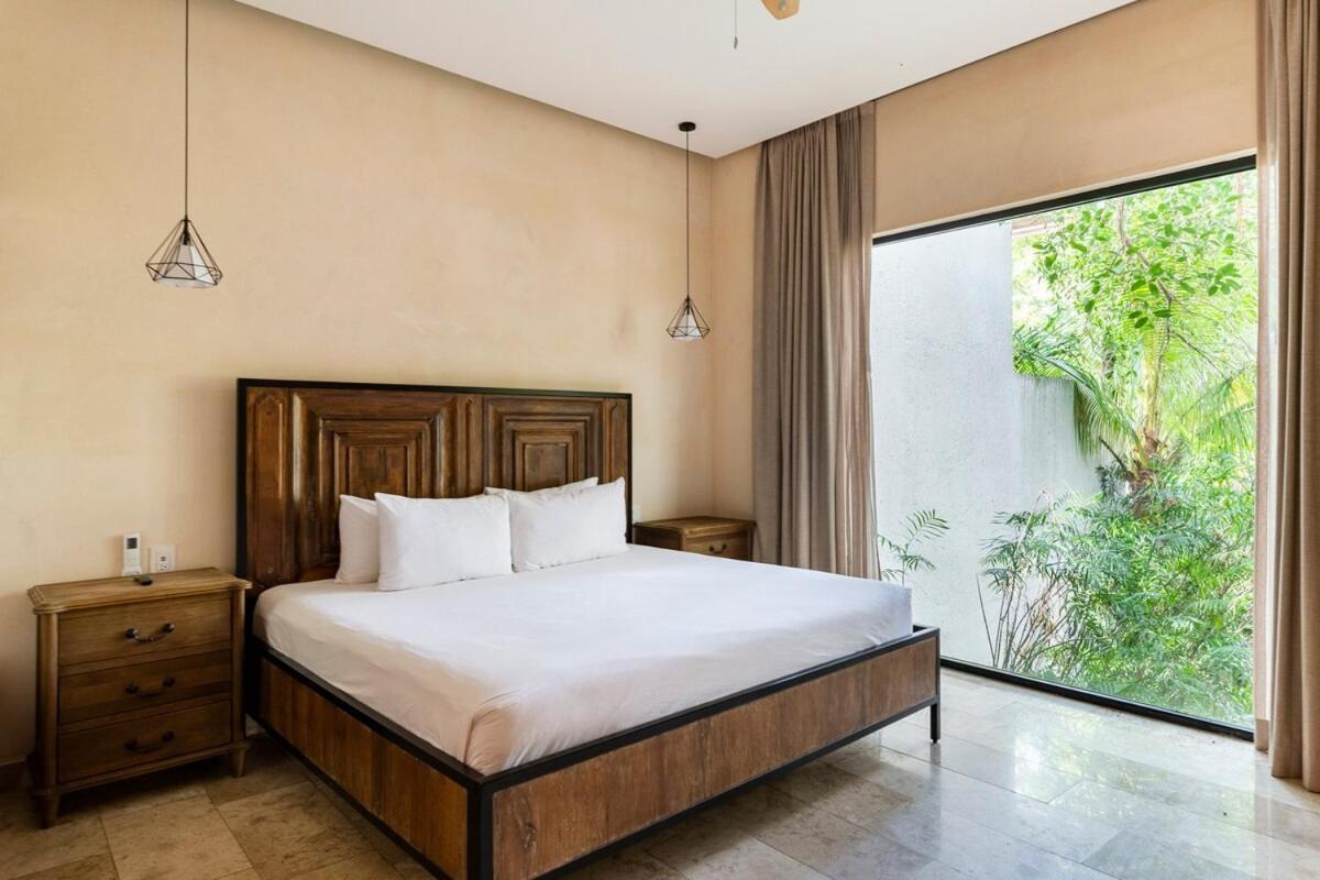 Villa Enjoy Nature At With 100 Year Old Tree, Private Pool & Concierge Service Tulum