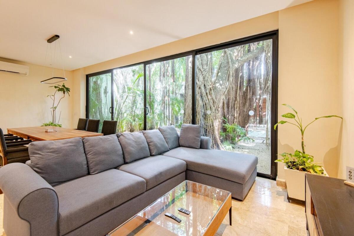 Villa Enjoy Nature At With 100 Year Old Tree, Private Pool & Concierge Service *