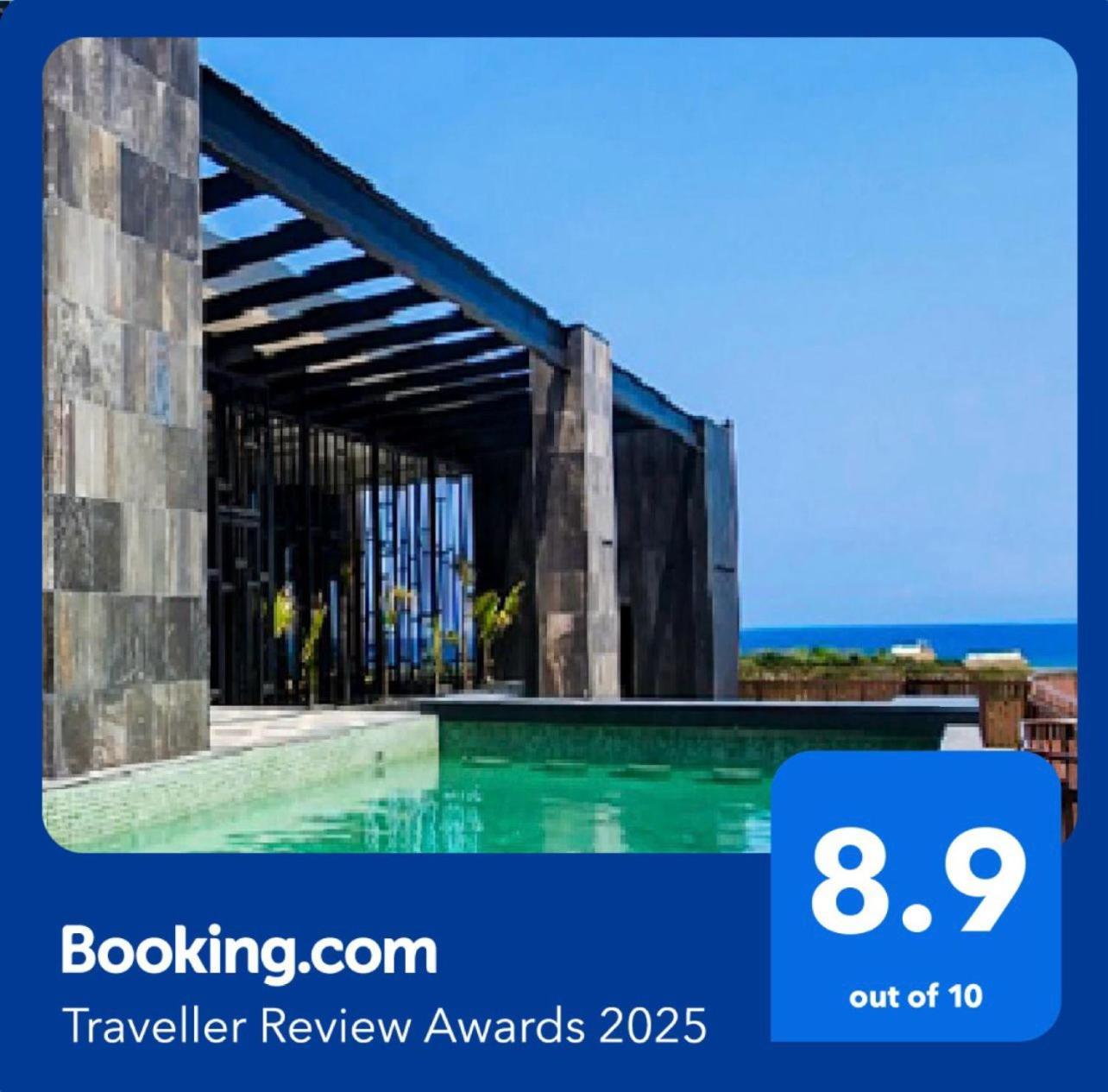 Seascape Near The With A Sea-view Rooftop And Infinity Pool *