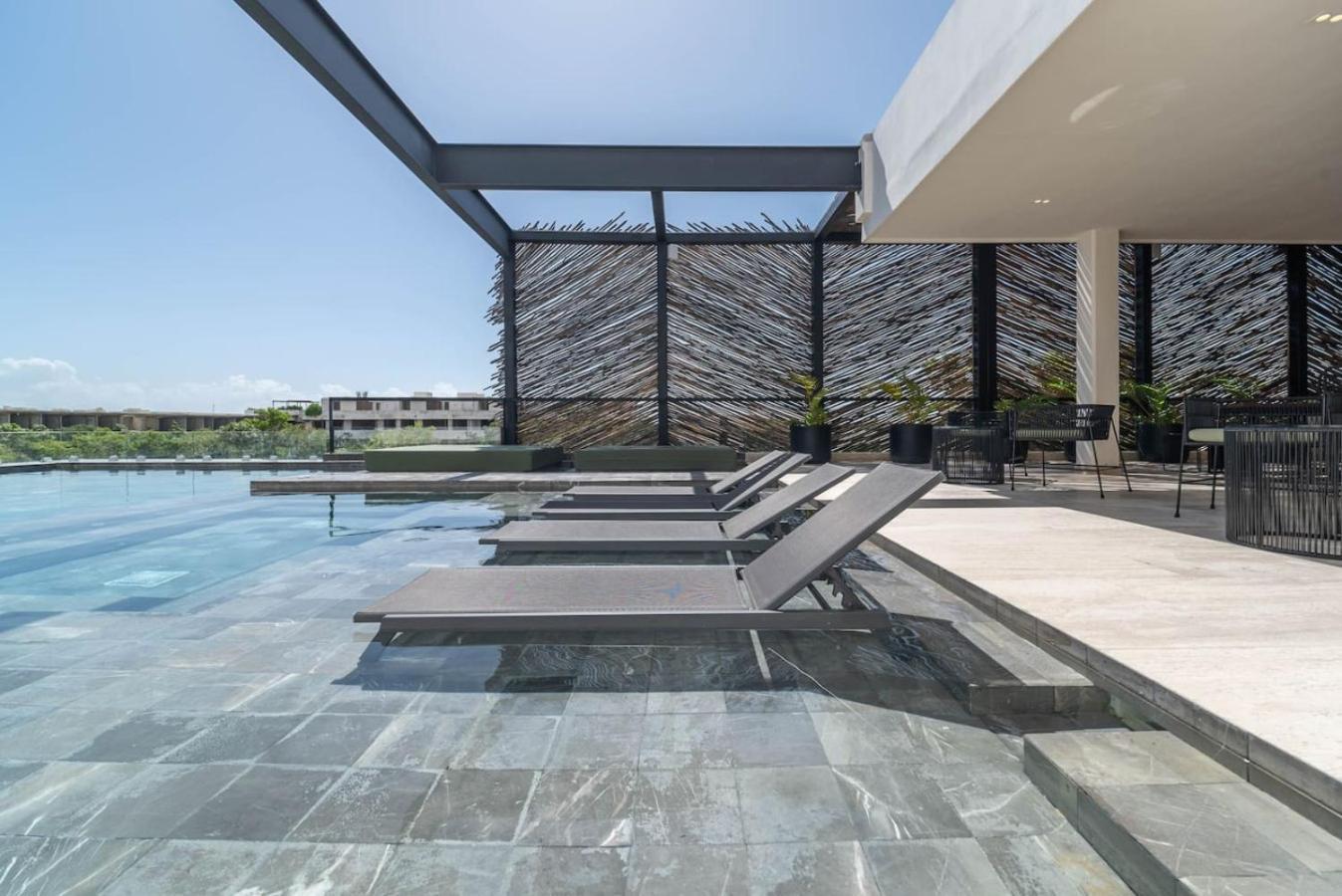 2br Plunge Pool And Close To