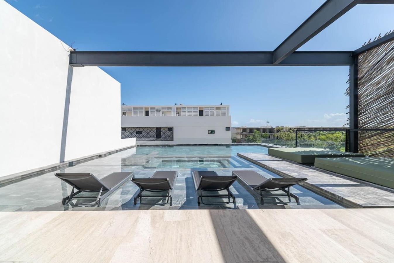 2br Plunge Pool And Close To *