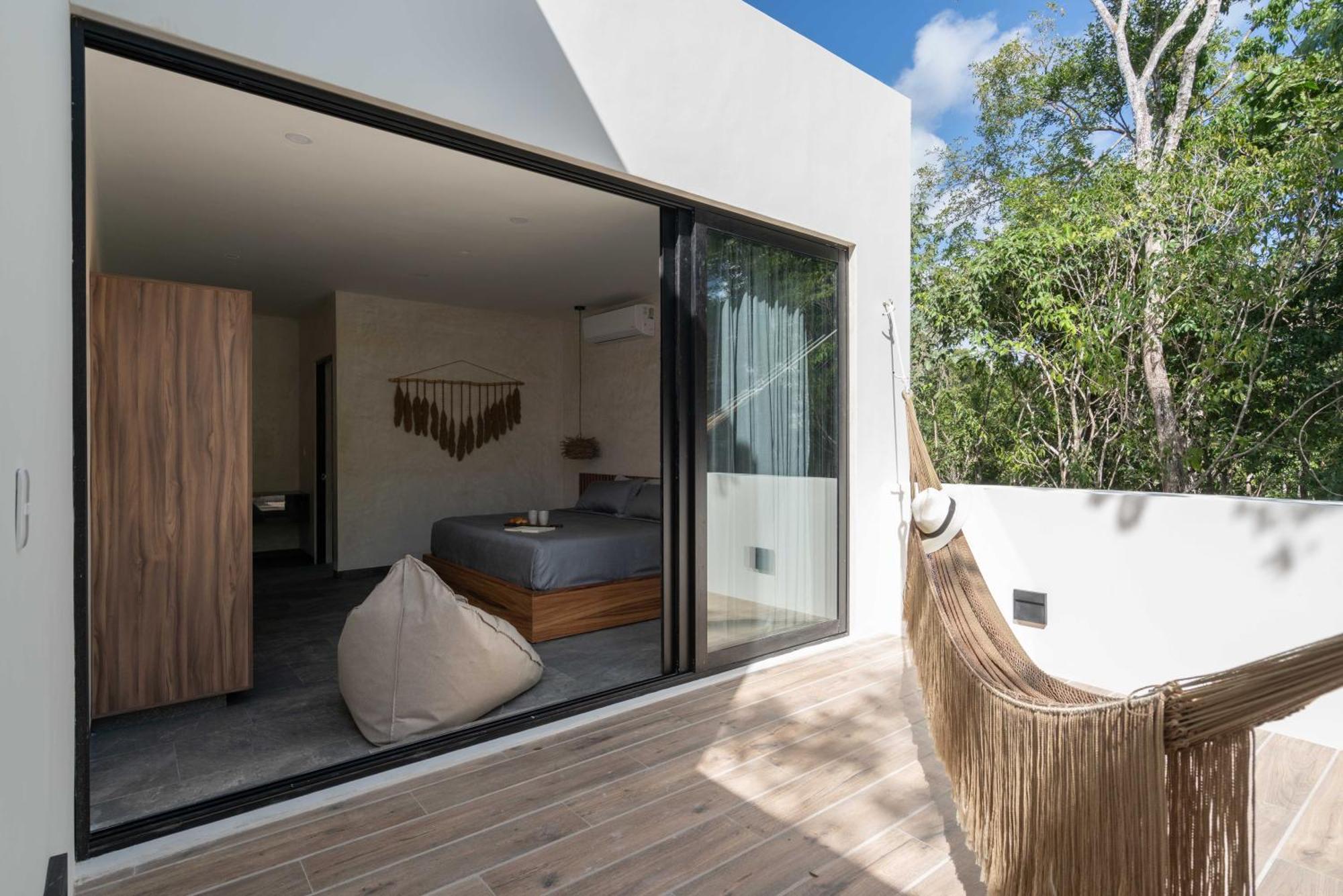 Twelve O'clock - Luxury Villa Tulum