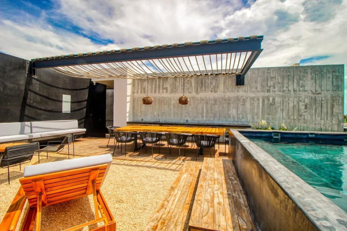 Location And 3 Pools *
