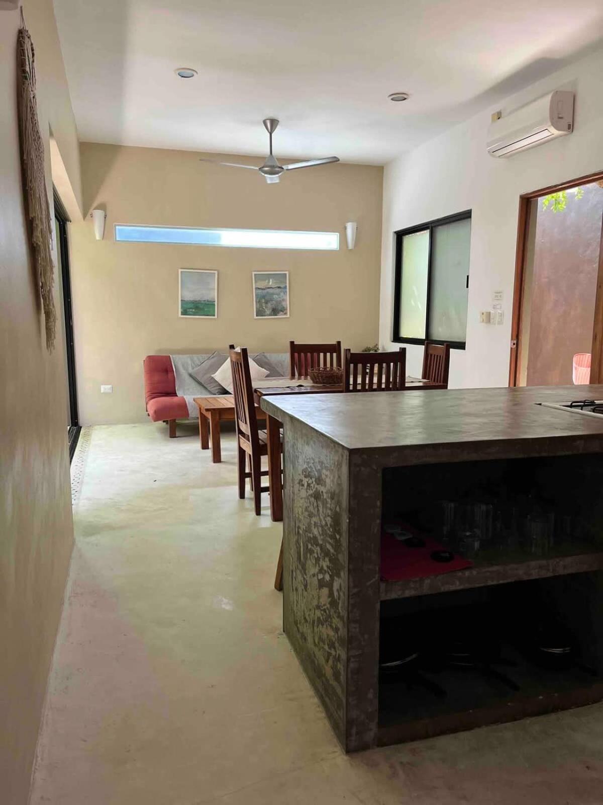 Сasa de vacaciones Downtown Cozy 1bd