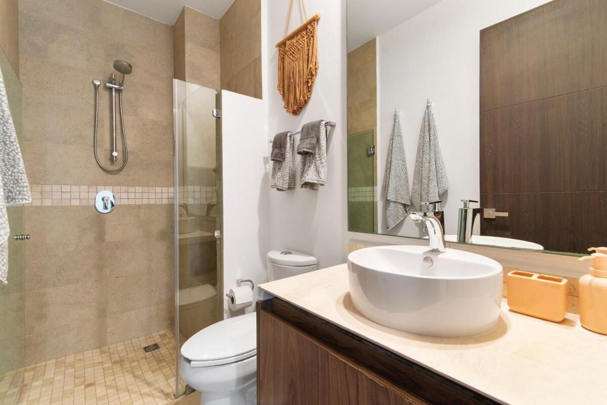 Milagro 5 Minutes To 2 Pools Private Balcony Gym Apartamento *