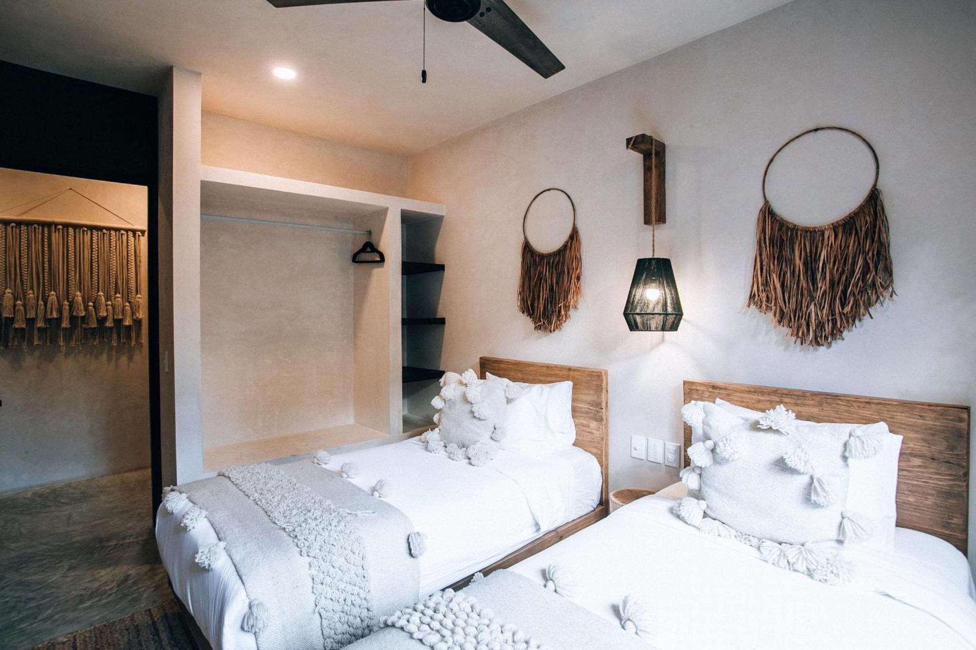 Villa Round Luxury Private Pool & Jungle Rooftop 2b *