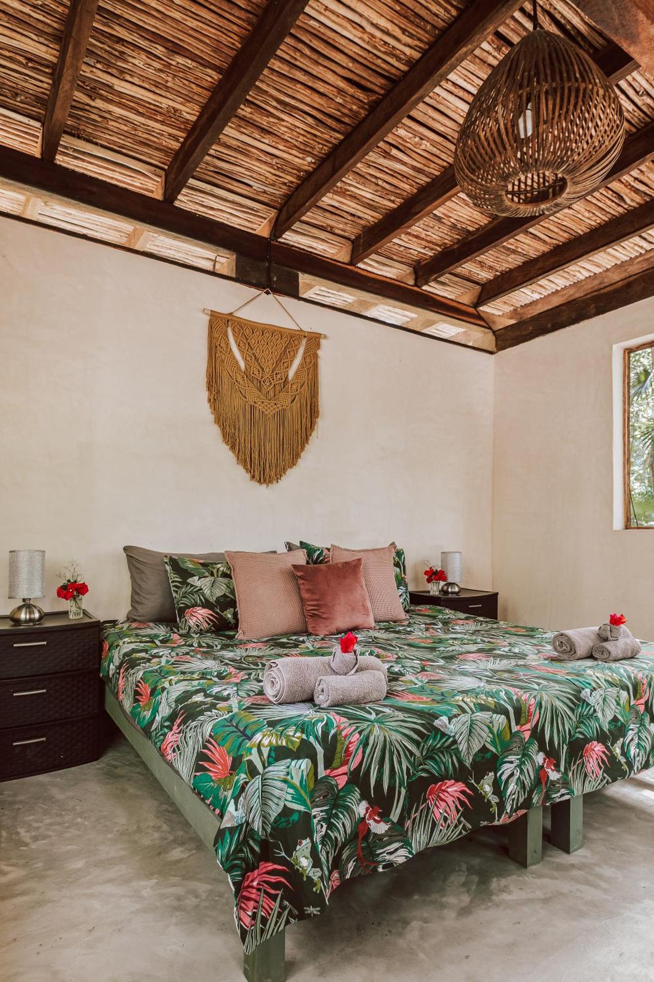 Casa Arkaana Eco Retreat
