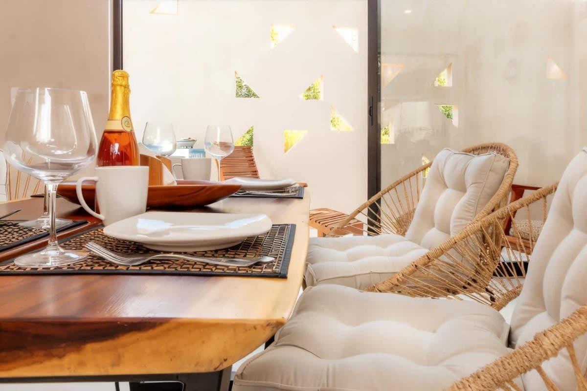 Private Yard & Cool Tub Wifi 1 Bed 3 Guest Apartamento *
