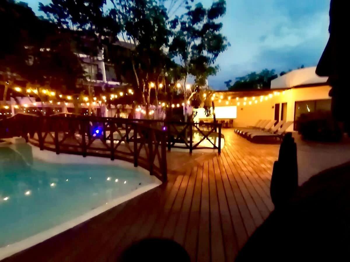 Private Jungle Cool Pool At Dk Dk 500 Mbps Wi-fi 3 Bikes King Bed Apartamento